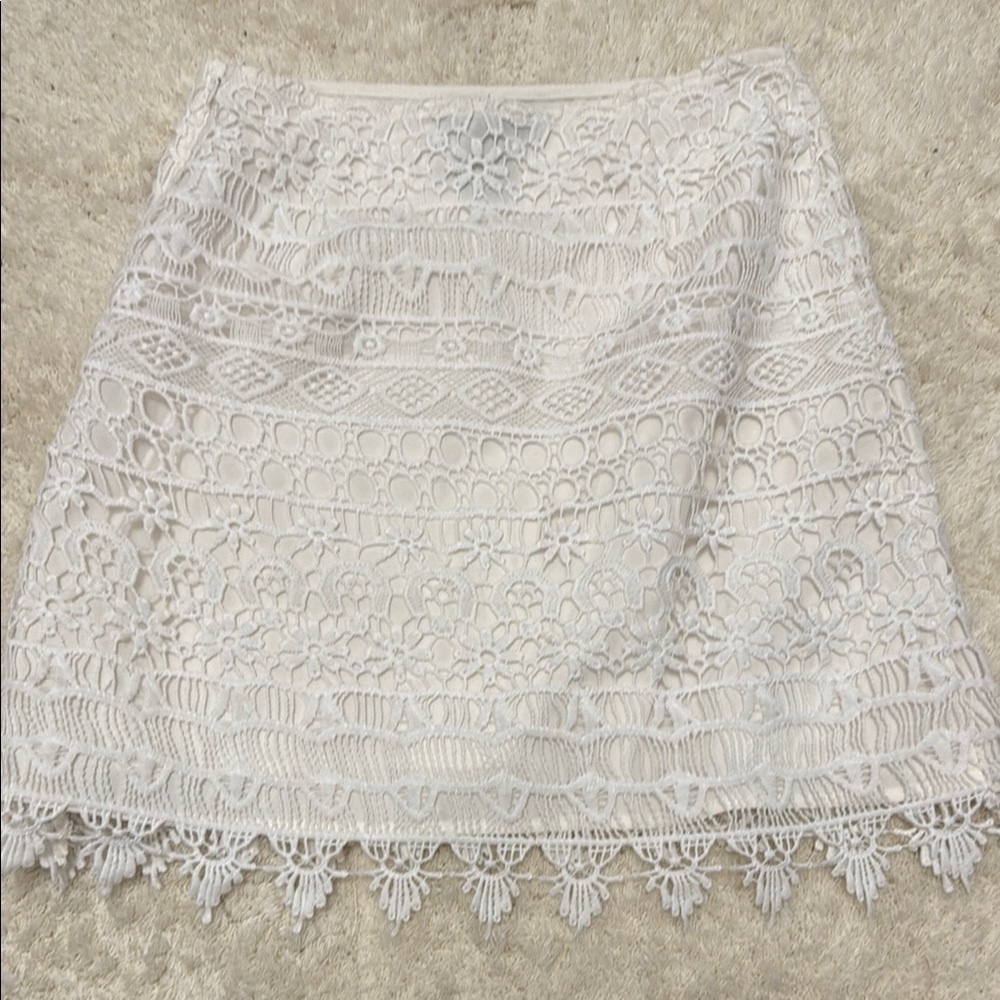 🖤🤍Aqua White Lace Mini Skirt - Picture 4 of 4